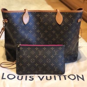 Louis Vuitton Neverfull GM and Pouch in Monogram